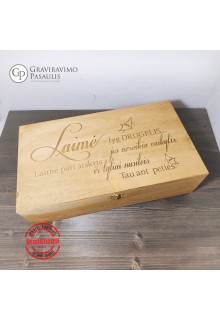 Graviruota vyno dėžė "Laimė - lyg drugelis.. "